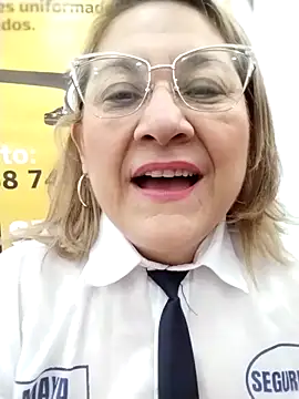 Snapshot of JULIETA_21- chatting on April 14, 2026, 12:43 pm JULIETA 21- online show from April 14, 2026, 12:43 pm