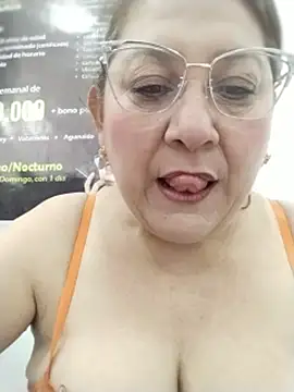 Snapshot of JULIETA_21- chatting on June 25, 2026, 1:05 pm JULIETA 21- online show from June 25, 2026, 1:05 pm
