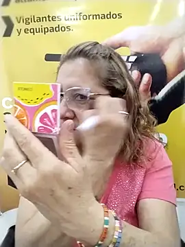 Snapshot of JULIETA_21- chatting on March 26, 2026, 12:14 pm JULIETA 21- online show from March 26, 2026, 12:14 pm