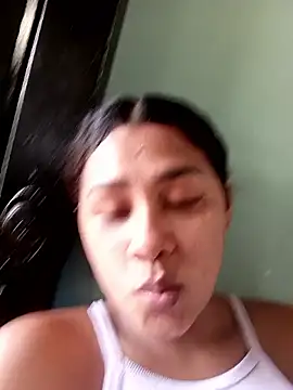 Snapshot of Eira_Allen chatting on March 5, 2026, 5:42 pm Eira Allen online show from March 5, 2026, 5:42 pm