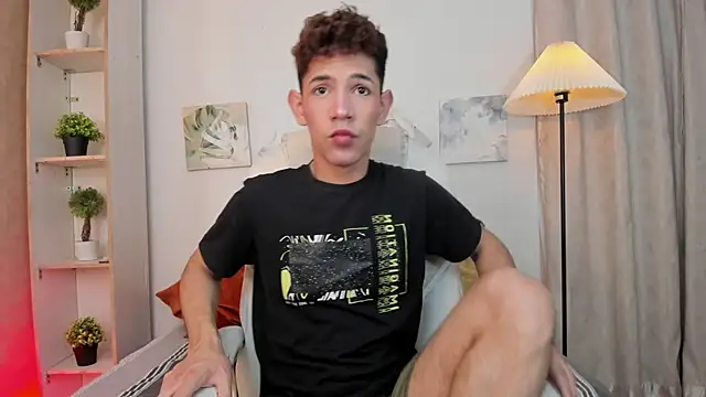 arlequiin  online show from February 7, 2026, 8:39 pm