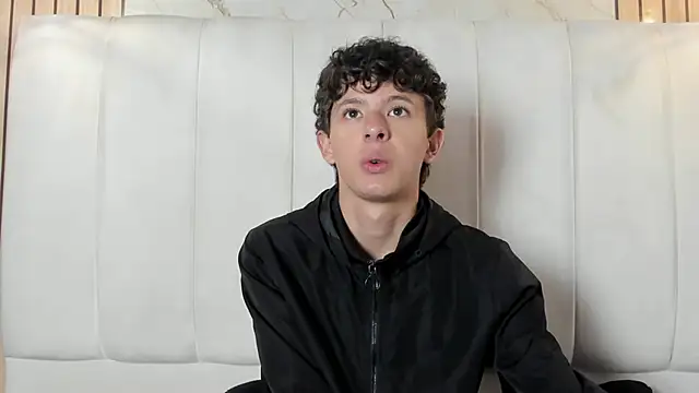 Snapshot of David_Roy_ chatting on February 23, 2026, 1:01 pm David Roy online show from February 23, 2026, 1:01 pm