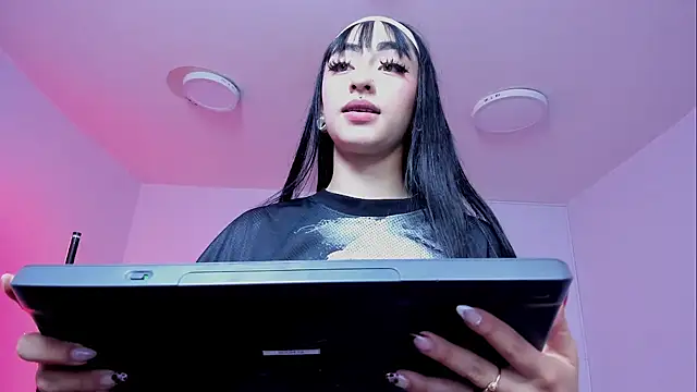 Maddie Rosee online show from February 24, 2026, 2:23 am