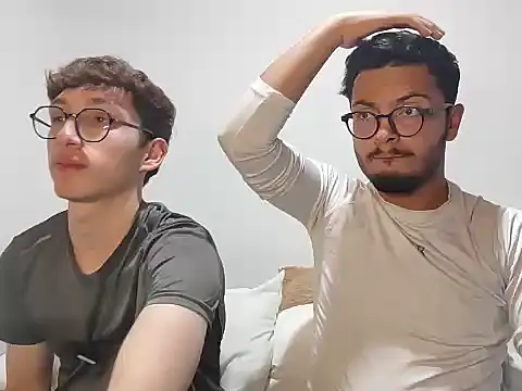 MaxAndNico online show from February 5, 2026, 3:13 am