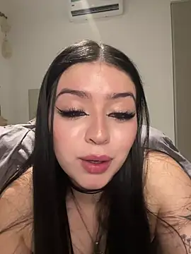 Snapshot of lolaaculaa chatting on February 11, 2026, 4:45 am lolaaculaa online show from February 11, 2026, 4:45 am