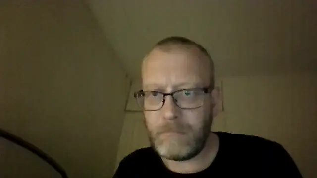 Snapshot of UnshodSixties chatting on May 27, 2026, 10:17 pm UnshodSixties online show from May 27, 2026, 10:17 pm