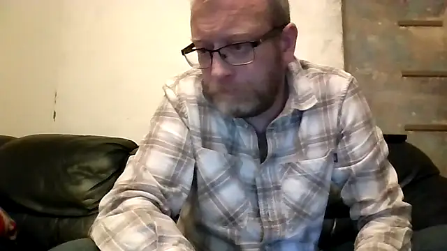 Snapshot of UnshodSixties chatting on May 22, 2026, 1:14 am UnshodSixties online show from May 22, 2026, 1:14 am