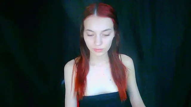 Snapshot of liza__kitty chatting on May 1, 2026, 1:32 am liza kitty online show from May 1, 2026, 1:32 am