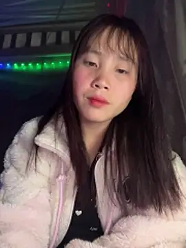 kekely online show from February 4, 2026, 2:23 pm