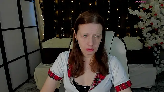 Snapshot of Kathrine_Meyer chatting on February 21, 2026, 1:51 am Kathrine Meyer online show from February 21, 2026, 1:51 am