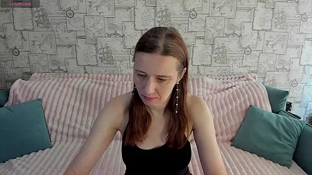 Snapshot of Kathrine_Meyer chatting on May 4, 2026, 2:15 am Kathrine Meyer online show from May 4, 2026, 2:15 am