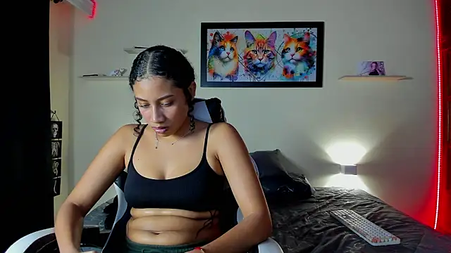 Snapshot of meredit_cris23 chatting on February 22, 2026, 5:54 am meredit cris23 online show from February 22, 2026, 5:54 am