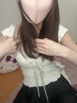 Snapshot of momo_mm chatting on May 11, 2026, 3:41 am momo mm online show from May 11, 2026, 3:41 am