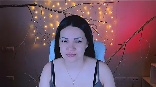 karolina robinson online show from February 6, 2026, 11:39 am