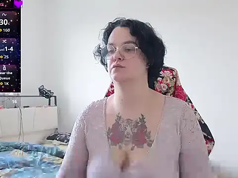 Snapshot of lunatigre4 chatting on February 24, 2026, 3:13 pm lunatigre4 online show from February 24, 2026, 3:13 pm