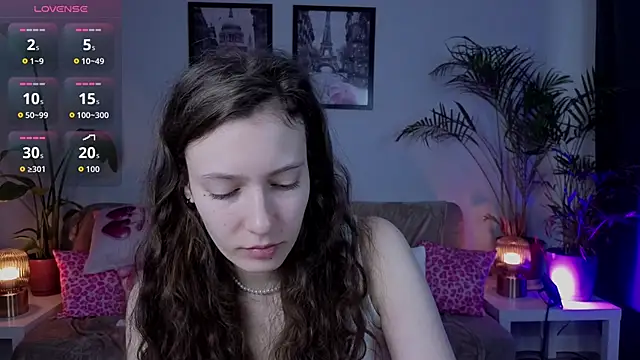 VioletaBloom online show from February 17, 2026, 7:16 am