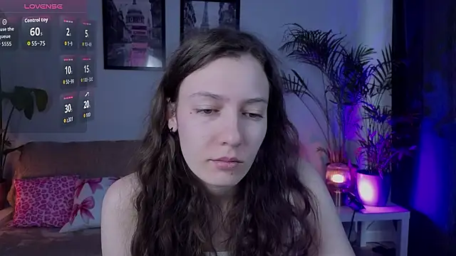 VioletaBloom online show from February 24, 2026, 7:20 am