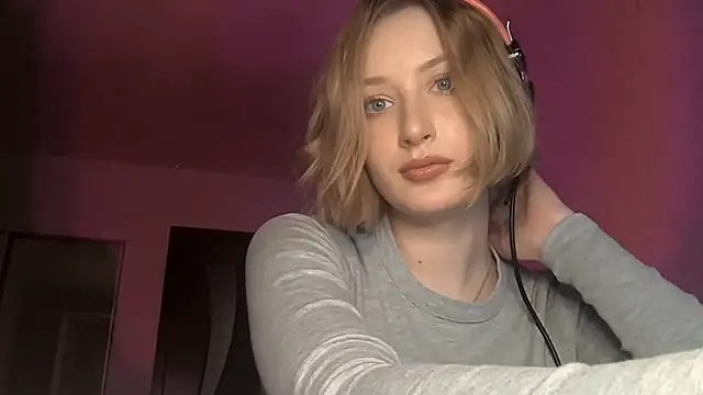 DeliciaBagnoli online show from February 13, 2026, 6:08 pm