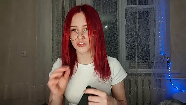 Snapshot of CalandraRolon chatting on March 1, 2026, 5:46 pm CalandraRolon online show from March 1, 2026, 5:46 pm