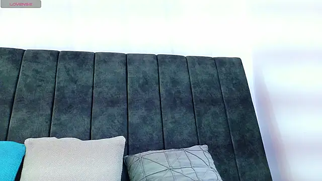 Becca hill  online show from February 26, 2026, 12:27 pm