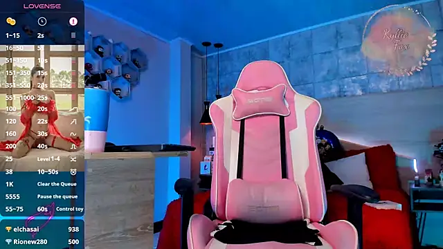 kylliefox  online show from March 13, 2025, 4:45 pm