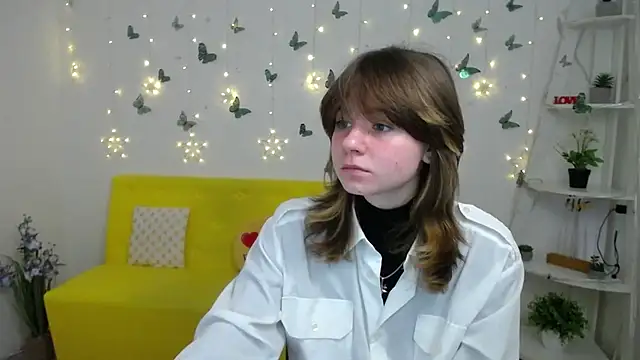 AnnaWest  online show from February 28, 2026, 6:24 am