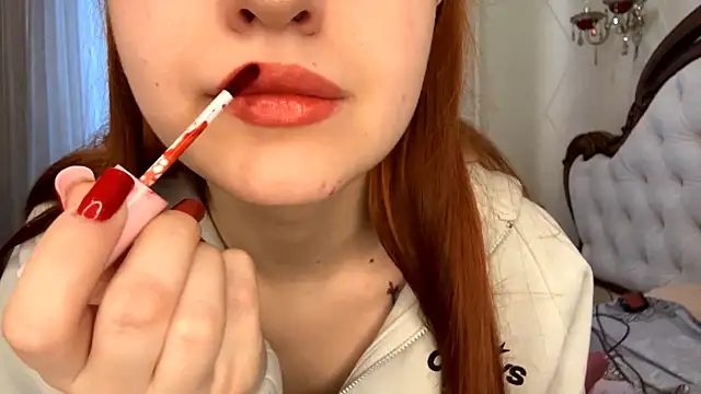 KatheyMichelfelder online show from February 25, 2026, 6:24 am