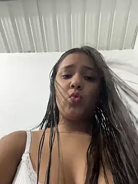 Snapshot of Baby_morena12 chatting on March 17, 2026, 4:15 am Baby morena12 online show from March 17, 2026, 4:15 am