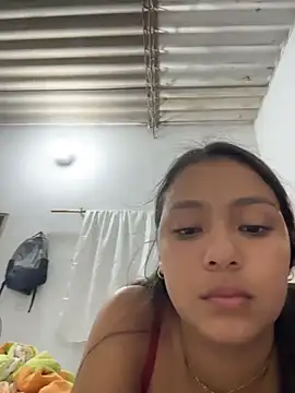 Snapshot of Baby_morena12 chatting on April 6, 2026, 4:46 am Baby morena12 online show from April 6, 2026, 4:46 am