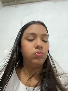 Snapshot of Baby_morena12 chatting on April 13, 2026, 8:46 pm Baby morena12 online show from April 13, 2026, 8:46 pm