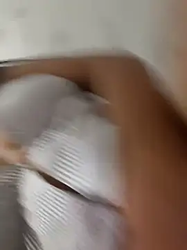 Snapshot of Baby_morena12 chatting on April 5, 2026, 3:57 am Baby morena12 online show from April 5, 2026, 3:57 am