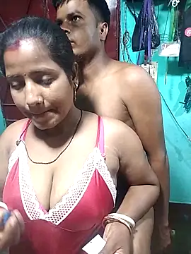 Snapshot of Your_deshibhabi25years chatting on May 13, 2026, 9:55 pm Your deshibhabi25years online show from May 13, 2026, 9:55 pm