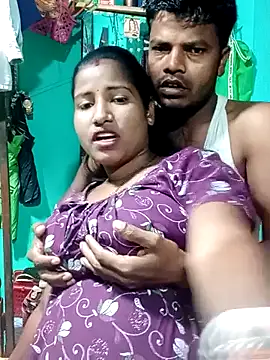 Snapshot of Your_deshibhabi25years chatting on April 1, 2026, 9:43 am Your deshibhabi25years online show from April 1, 2026, 9:43 am