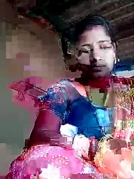 Snapshot of Your_deshibhabi25years chatting on March 26, 2026, 4:00 am Your deshibhabi25years online show from March 26, 2026, 4:00 am
