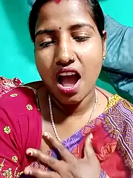 Snapshot of Your_deshibhabi25years chatting on March 18, 2026, 8:06 am Your deshibhabi25years online show from March 18, 2026, 8:06 am