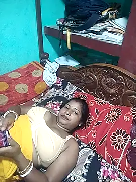 Snapshot of Your_deshibhabi25years chatting on July 7, 2026, 3:59 pm Your deshibhabi25years online show from July 7, 2026, 3:59 pm