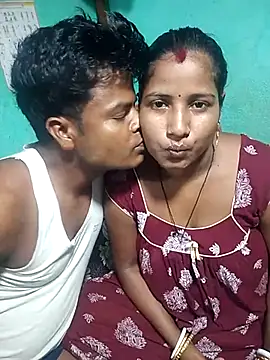 Snapshot of Your_deshibhabi25years chatting on July 13, 2026, 12:37 pm Your deshibhabi25years online show from July 13, 2026, 12:37 pm