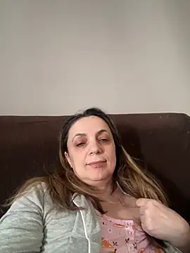 Snapshot of ShyFlameLive chatting on February 2, 2026, 6:18 pm ShyFlameLive online show from February 2, 2026, 6:18 pm