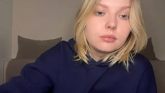 Ophelia Ritz online show from March 21, 2026, 11:30 pm