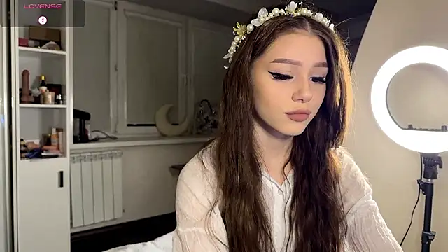 Snapshot of randiburt chatting on March 28, 2026, 1:45 pm randiburt online show from March 28, 2026, 1:45 pm
