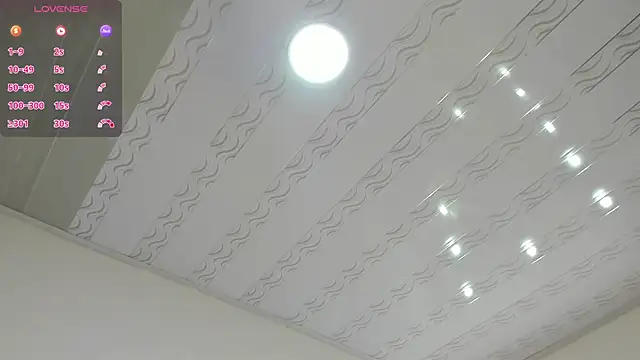 Jennifer Lee  online show from April 1, 2026, 1:30 am