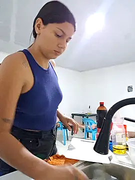 Cris18sexy online show from February 12, 2026, 11:04 pm