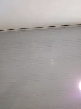 Cris18sexy online show from February 18, 2026, 11:01 pm