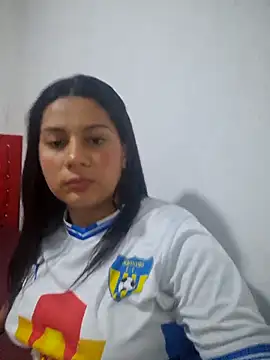 Cris18sexy online show from May 21, 2026, 12:52 am