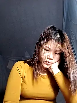 Snapshot of Beeio_diaeo chatting on February 5, 2026, 2:46 pm Beeio diaeo online show from February 5, 2026, 2:46 pm