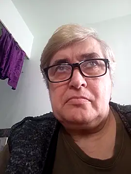 SusanStar874 online show from February 3, 2026, 12:21 pm