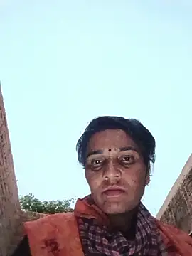 Muskan44s online show from May 15, 2026, 1:42 pm
