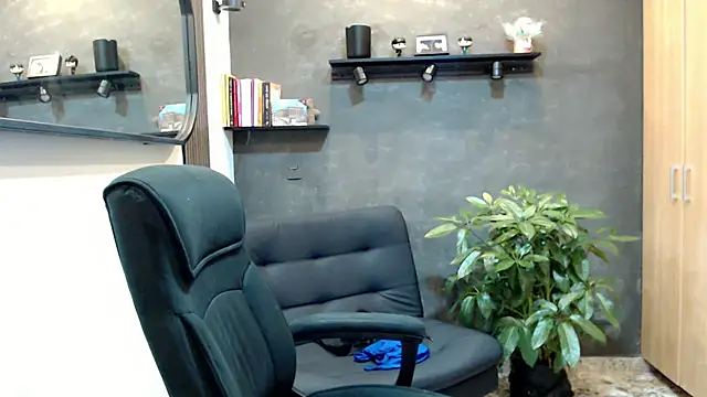 duvisex19 online show from August 5, 2026, 12:04 am