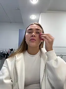 MonicaWestt online show from March 30, 2026, 6:59 am