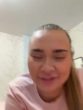 MonicaWestt online show from April 13, 2026, 8:24 pm